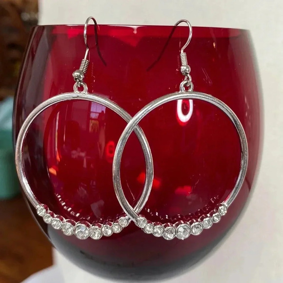 Open hoop circle earrings with rhinestones - Picture 2 of 4